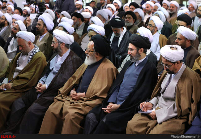 دیدار اعضای مجمع نمایندگان طلاب و فضلای حوزه علمیه قم