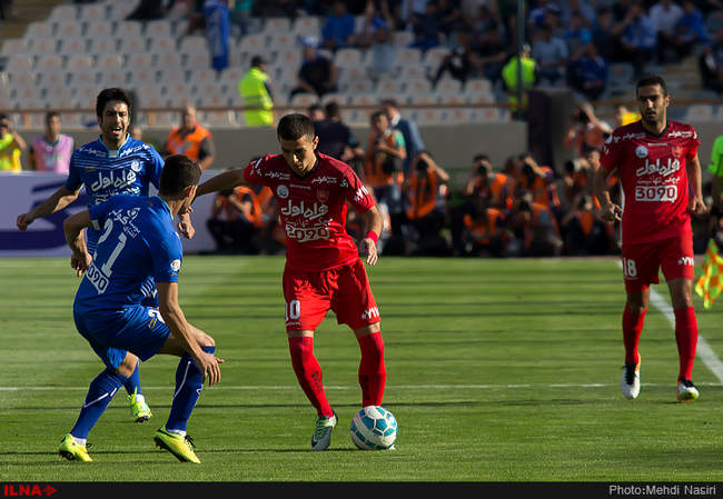 هشتاد و سومین داربی تیم های فوتبال استقلال و پرسپولیس