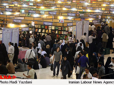 آیا غرفه‌های اغذیه همچنان بیشتر از ناشران می‌فروشند؟/ تدابیری برای اسکان کاروان‌های دانشجویی
