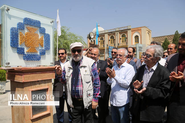 رونمایی از سردیس‌های هنرمندان در شهرک غزالی