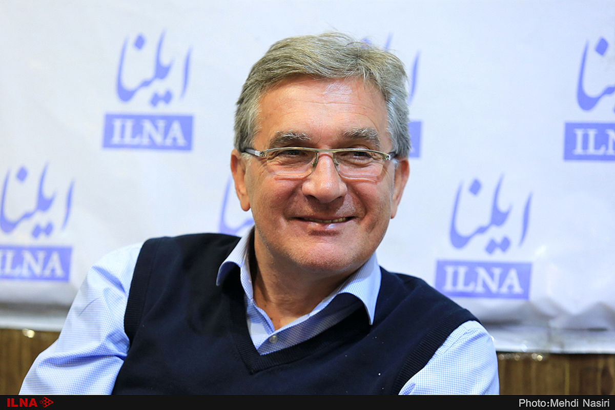 مرد یخی و نظم آهنی