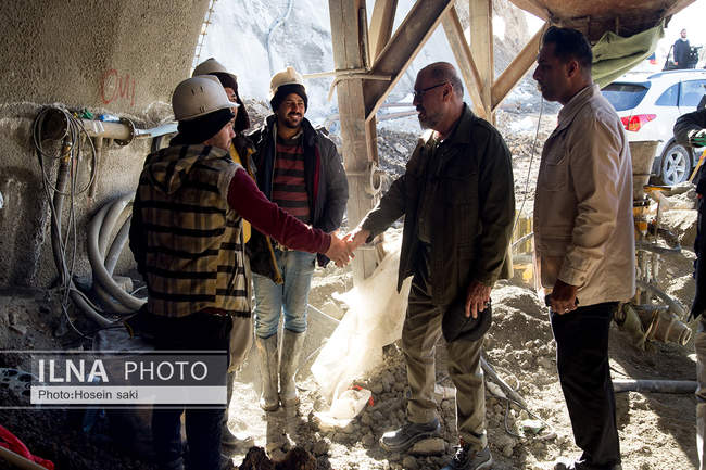 بازدید رئیس بنیاد مستضعفان از فاز ۳ آزادراه تهران شمال