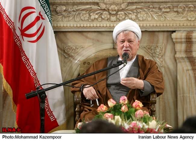 دیدار شرکت کنندگان نشست مشترک دانشجویان دانشگاهها با آیت الله هاشمی