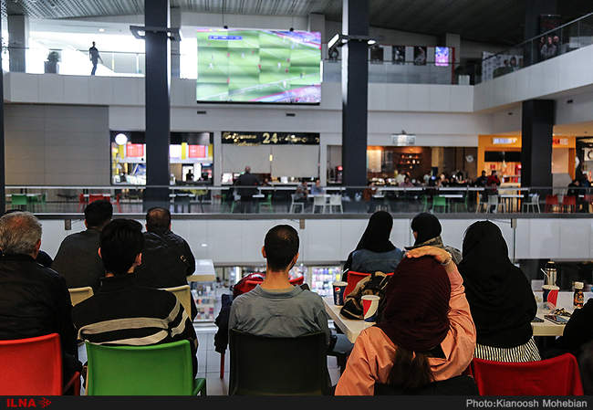 تماشای دیدار تیم‌های فوتبال کاشیما آنتلرز و پرسپولیس در پردیس چهارس