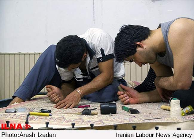 کارگاه پرداخت فرش در شهر قم