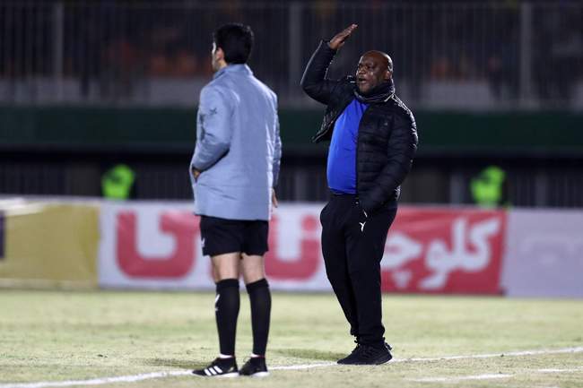 گزارش تصویری از دیدار استقلال و چادرملو اردکان 