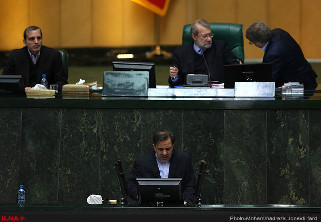 گزارش تصویری جلسه استیضاح وزیر راه و شهرسازی 