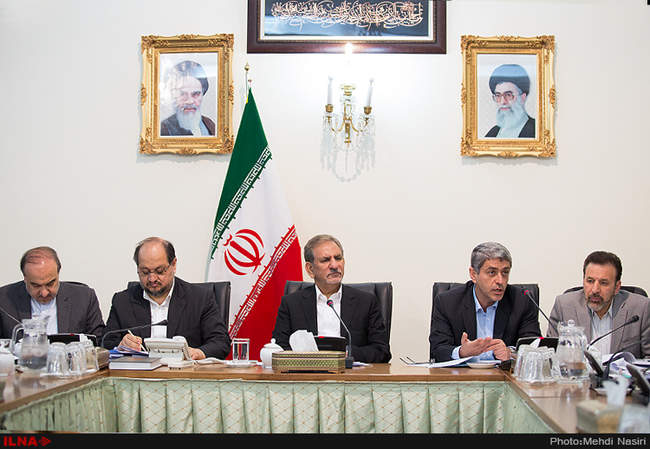 جلسه‌ ستاد فرماندهی اقتصاد مقاومتی به ریاست اسحاق جهانگیری