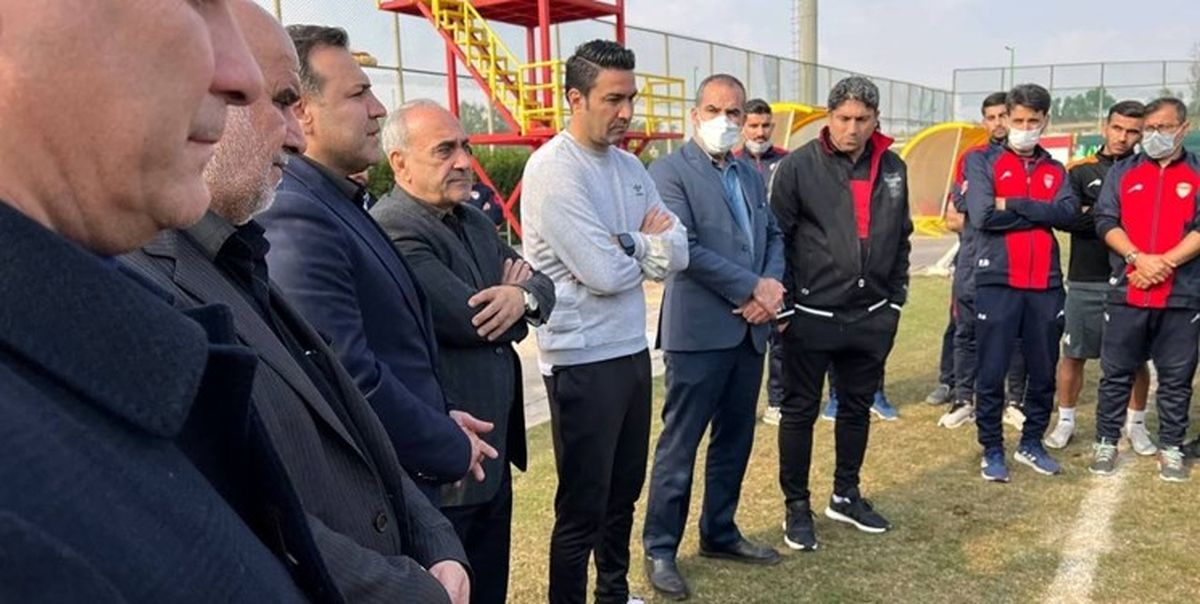 حضور رئیس فدراسیون فوتبال در تمرین شاگردان نکونام 