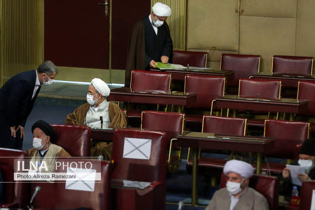 هشتمین اجلاس رسمی پنجمین دوره مجلس خبرگان رهبری 