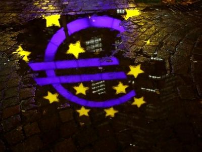 تمایل ۶۰ تا ۷۲ درصدی مردم ایتالیا برای باقی ماندن در حوزه پولی یورو 