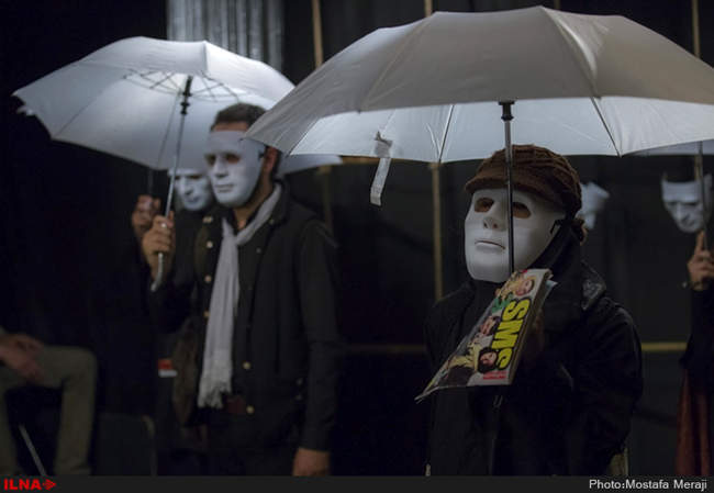 نمایش مسافران در قم به روی صحنه رفت