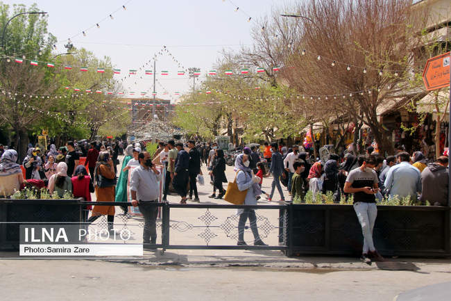 جنب و جوش مردم در واپسین ساعات قرن