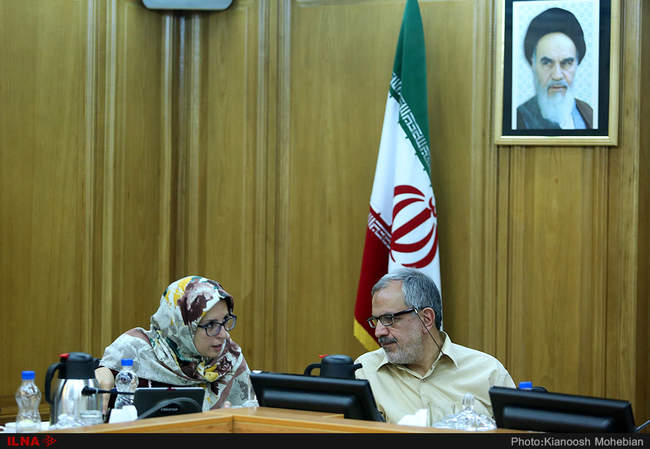 جلسه ارایه برنامه کاندیداهای شهرداری