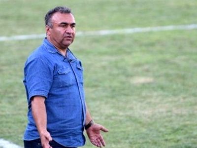 دست نشان: با تراکتور مهیای قهرمانی می جنگیم