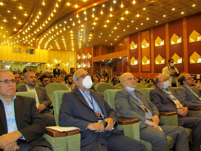 کنگره ملی سالیانه و کنگره بینالمللی پژوهشی علوم پزشکی کشور به کار خ