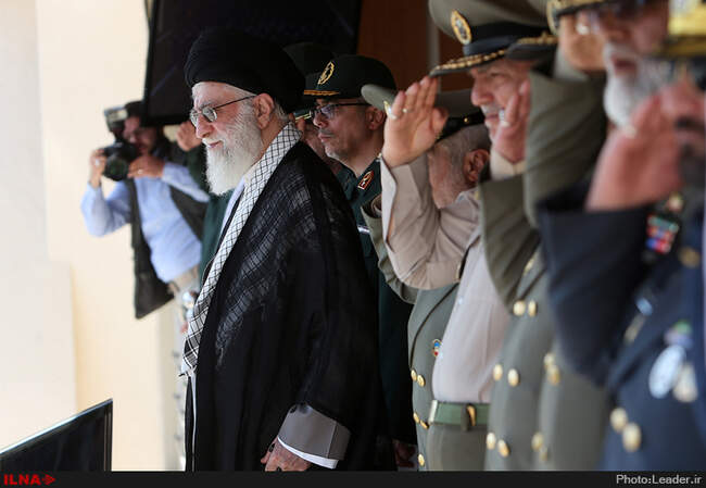 حضور فرمانده کل قوا در مراسم دانش‌آموختگی دانشجویان دانشگاه‌های افسری ارتش