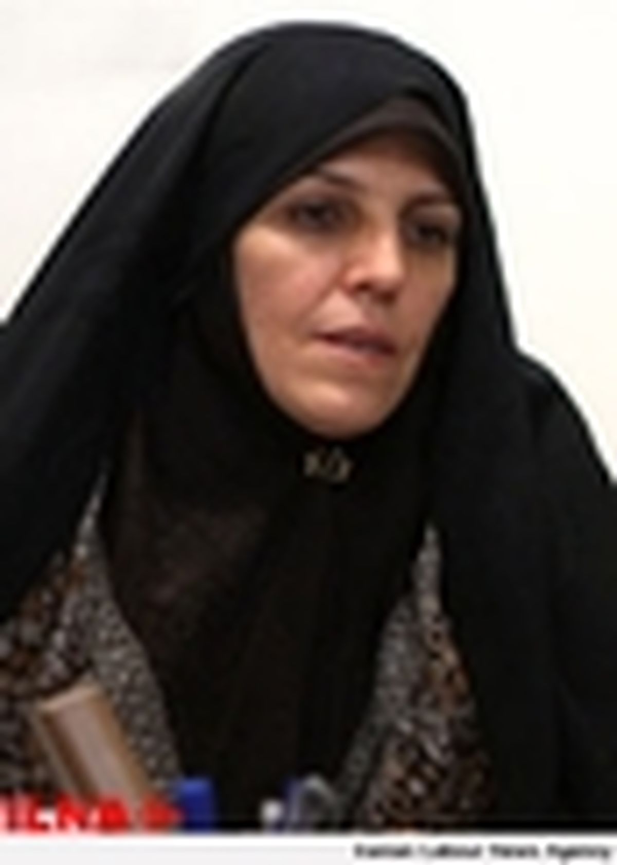 معاونت امور زنان از قربانیان سلاح‌های شیمیایی حمایت می‌کند