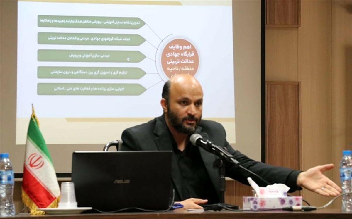  باید در نقاط مرزی بهترین مدارس و معلمان وجود داشته باشند