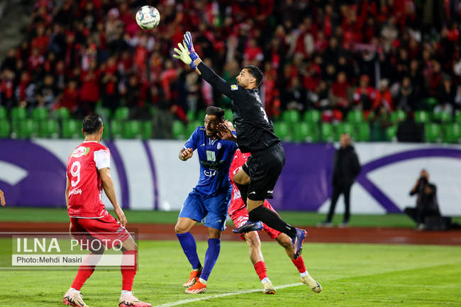 گزارش تصویری بازی  پرسپولیس و استقلال خوزستان