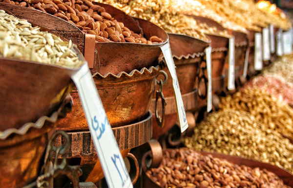 کاهش ۱۰ تا ۱۵ درصدی تولید آجیل و خشکبار/ با لغو تحریم‌ها قیمت پسته ریزش می‌کند
/اعلام نرخ انواع آجیل نوبرانه