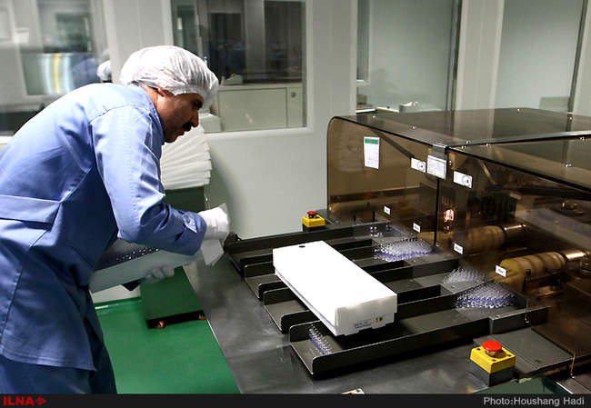 مراسم رونمایی از ۱۴ داروی جدید در کارخانجات دارویی داروپخش با حضور ع