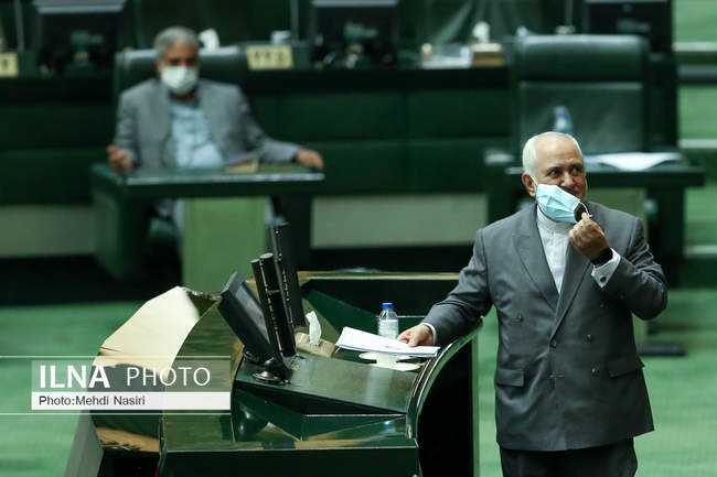 Zarif addresses Parliament open session