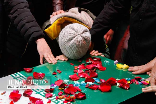وداع با پیکر شهید قاسم سعدی 