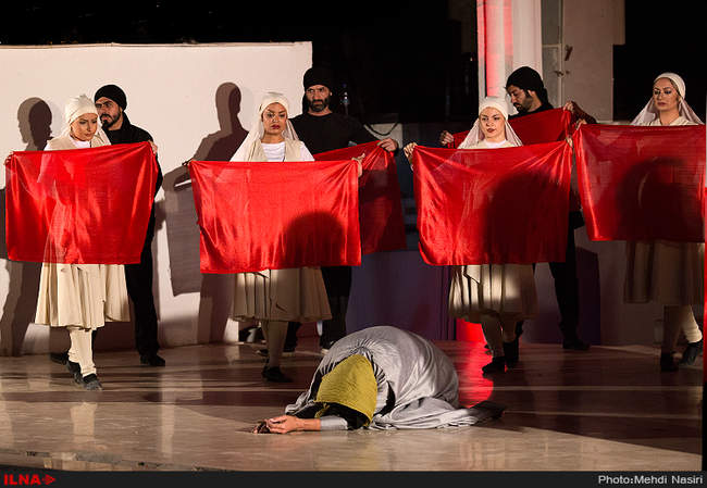 نمایش «شمس پرنده»