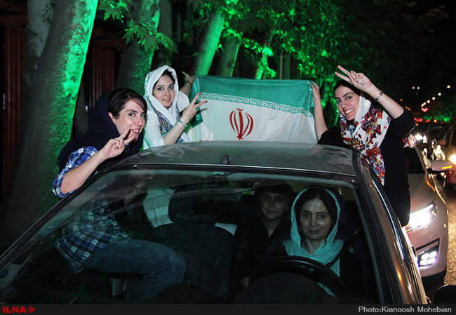 جشن هسته ای در خیابان های تهران -3