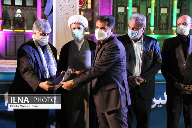 آیین تکریم ومعارفه شهرداران قدیم وجدید شیراز