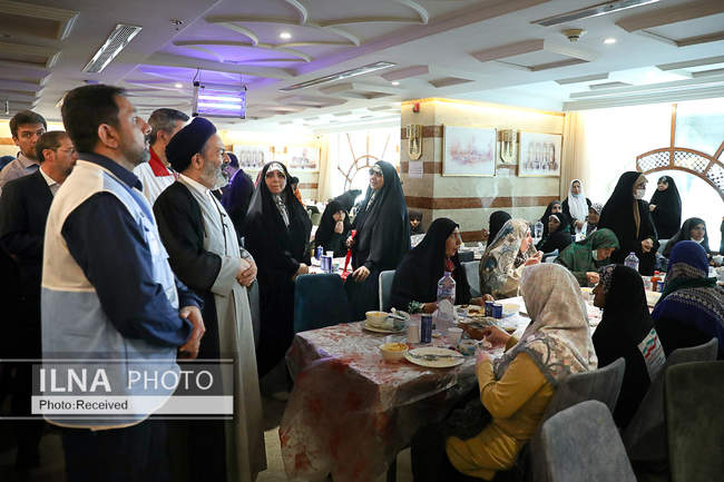  بازدید سرپرست حجاج ایرانی از زائران کشورمان و مرکز پزشکی هلال احمر د