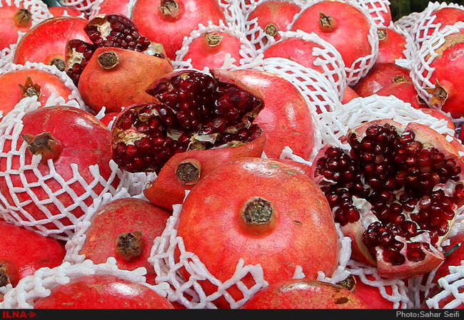 بازار میوه و آجیل در آستانه شب یلدا
