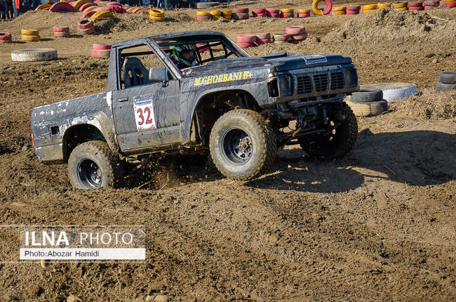  چهارمین دوره مسابقات قویترین های آفرود 