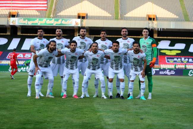 گزارش تصویری از نیمه نخست دیدار پرسپولیس و تراکتور