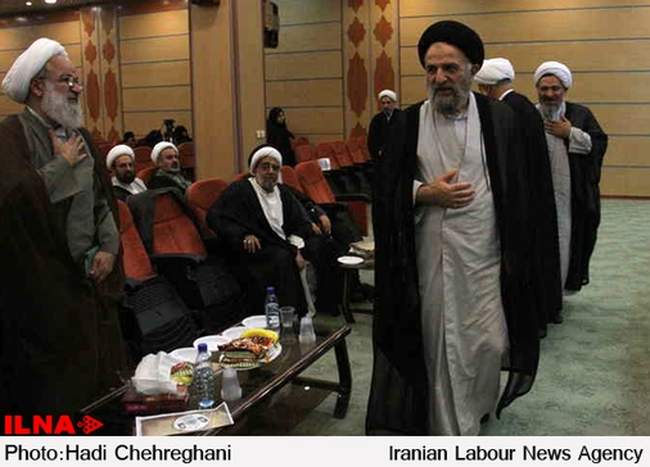 رونمایی از کتاب دانشنامه فاطمی