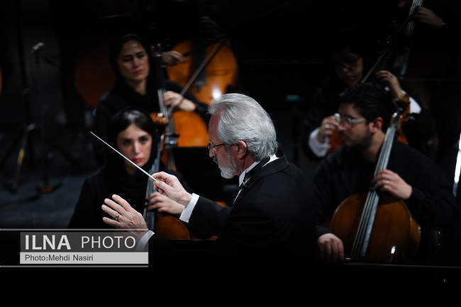 کنسرت «مرا عاشق‌تر کن» 