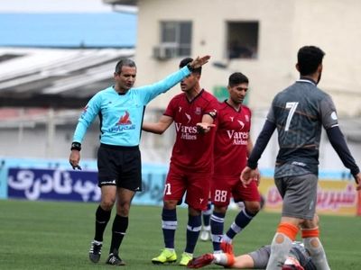 نظر کارشناسی درباره صحنه جنجالی بازی سایپا 
