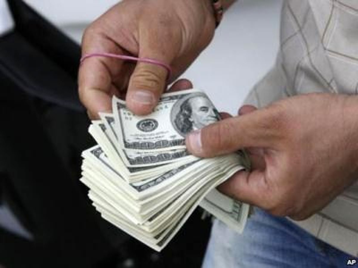 نرخ ارز در بازار روز پنجشبه 10 فرودین 96