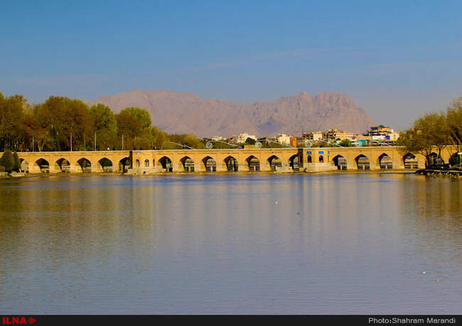 زاینده رود جاری شد