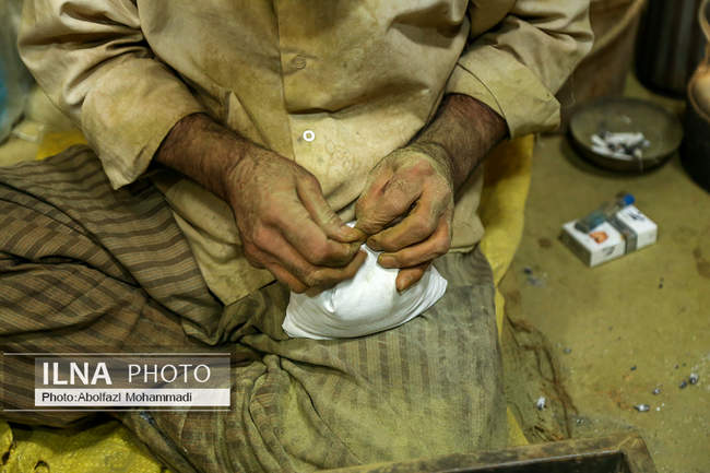 عطر حنا در مازاری‌های یزد