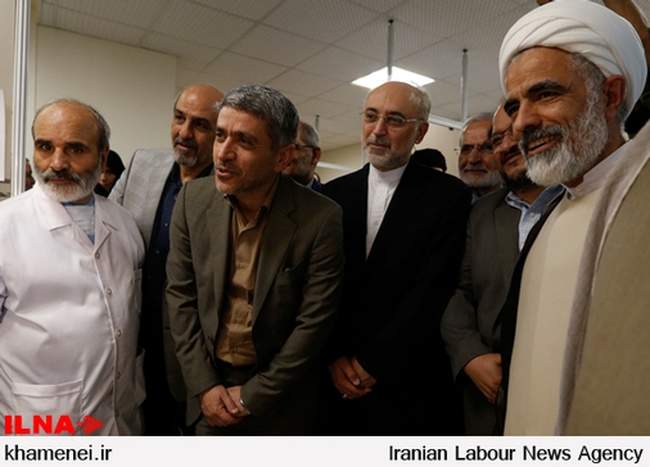 عیادت جمعی از مسئولان و کارگزاران نظام از رهبر انقلاب