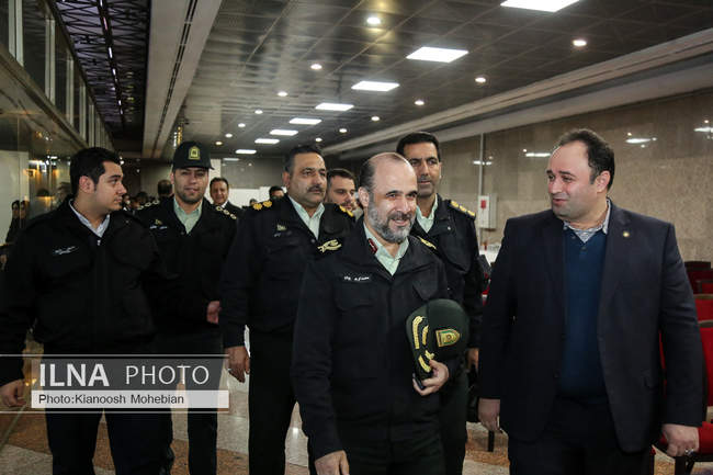نمایش نقش برجسته سرباز هخامنشی در برج میلاد