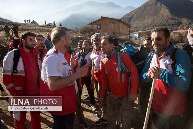 عملیات مهار آتش‌سوزی مناطق کوهستانی روستاهای دلیر و الیت