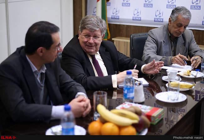 دیدار علیرضا محجوب دبیر کل خانه کارگر با تاپیولا مشاور عالی مدیر کل س