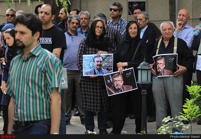 مراسم تشییع پیکر جمشید ارجمند