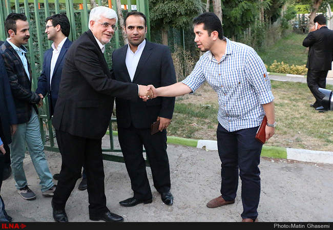 میهمانی افطار محمدرضا عارف 