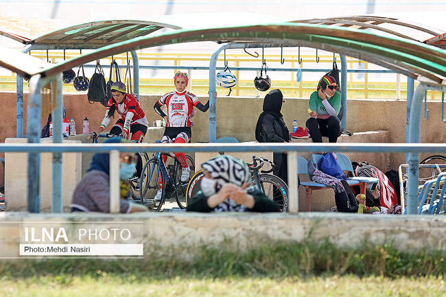 مسابقات لیگ برتر دوچرخه‌سواری پیست سرعت بانوان