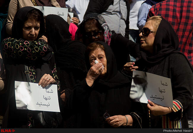 گزارش تصویری گردهمایی سینماگران بر مزار کیارستمی 