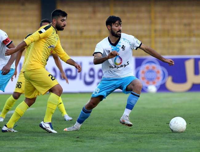 گزارش تصویری دیدار پیکان تهران و فجرسپاسی شیراز